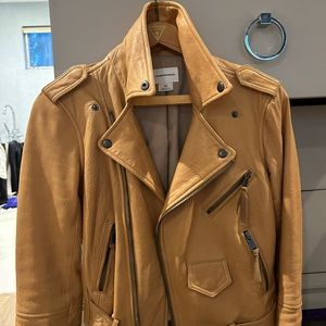 Club Monaco genuine leather jacket/Buttery Soft!